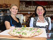 Feisinger's Kas- und Weinstub'n auf dem Oktoberfest 2018 (©Foto: Martin Schmitz)